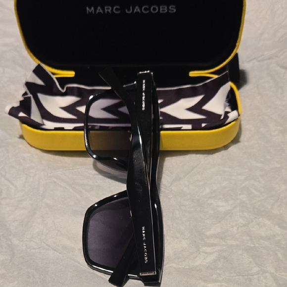 Marc Jacobs Unisex Sunglasses MARC 119/S 0807/9O - Picture 4 of 9